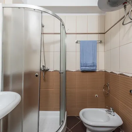 Beachfront Apartments Durres Room photo